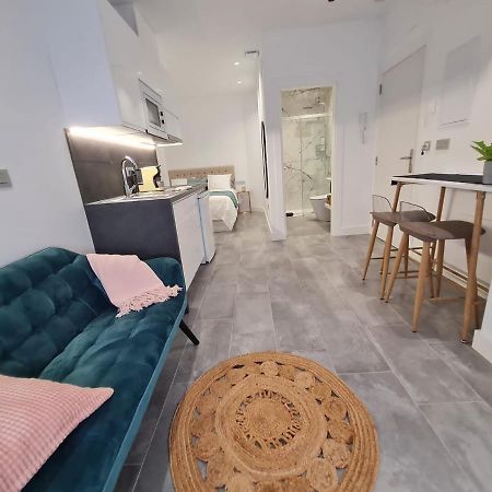 Loftinmalaga Aparthotel Kültér fotó