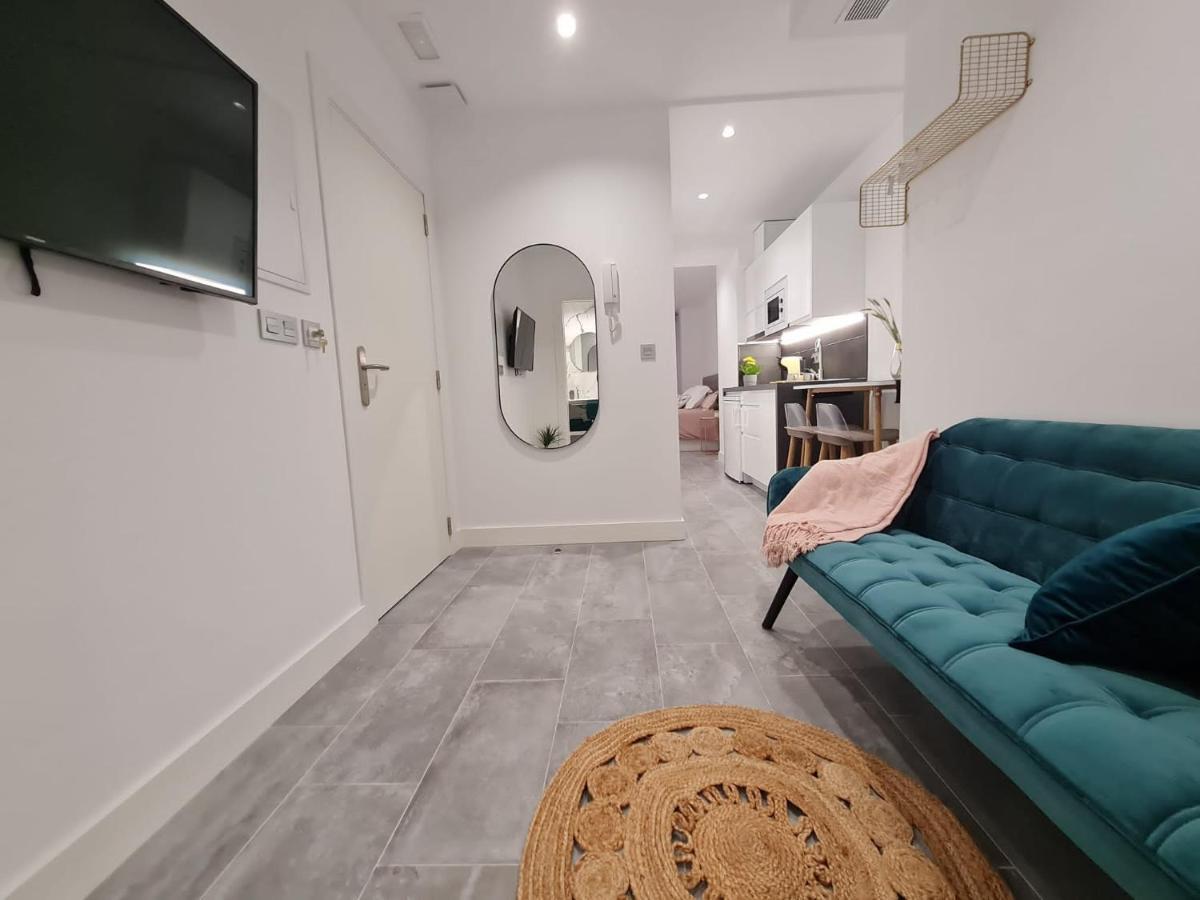 Loftinmalaga Aparthotel Kültér fotó
