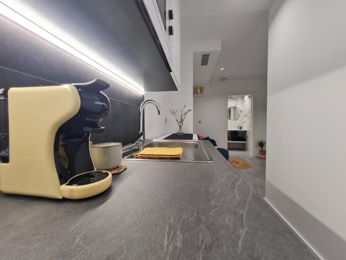 Loftinmalaga Aparthotel Kültér fotó
