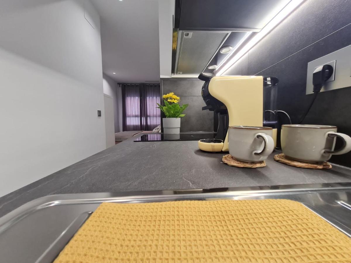 Loftinmalaga Aparthotel Kültér fotó