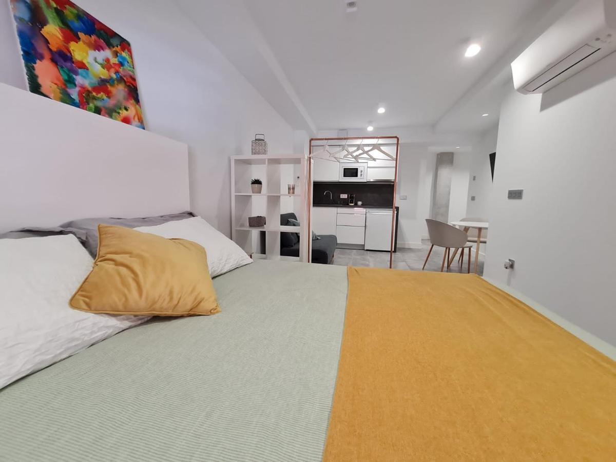Loftinmalaga Aparthotel Kültér fotó