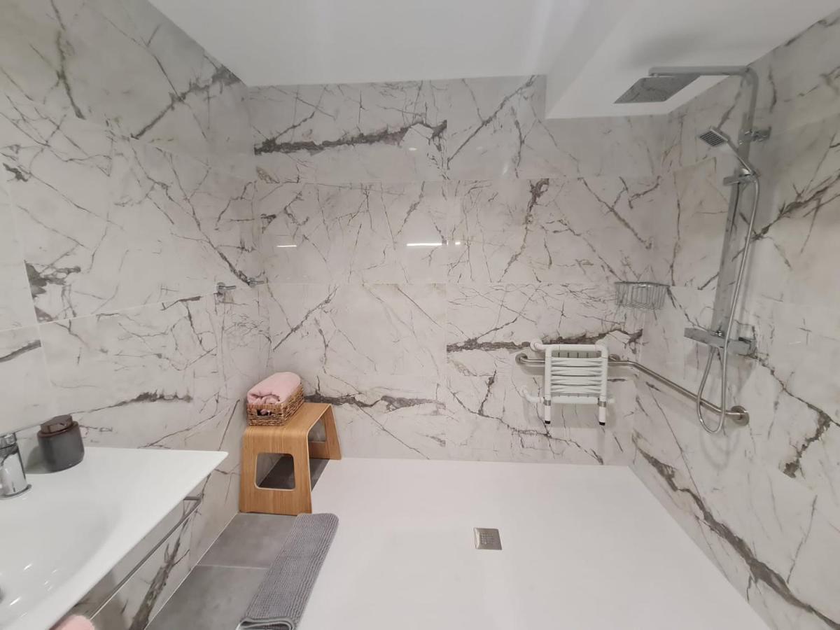 Loftinmalaga Aparthotel Kültér fotó