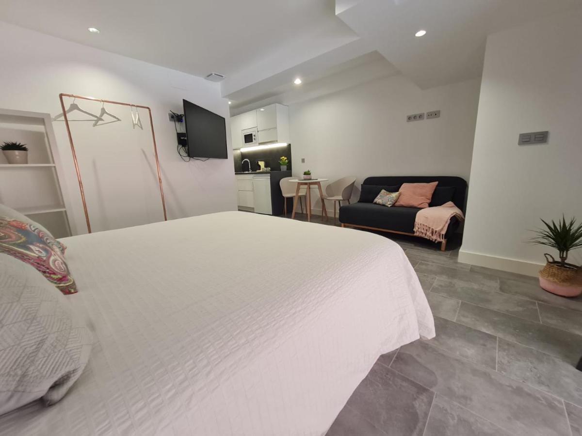 Loftinmalaga Aparthotel Kültér fotó