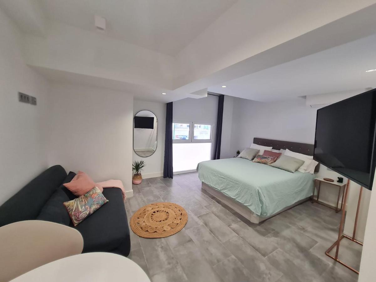 Loftinmalaga Aparthotel Kültér fotó