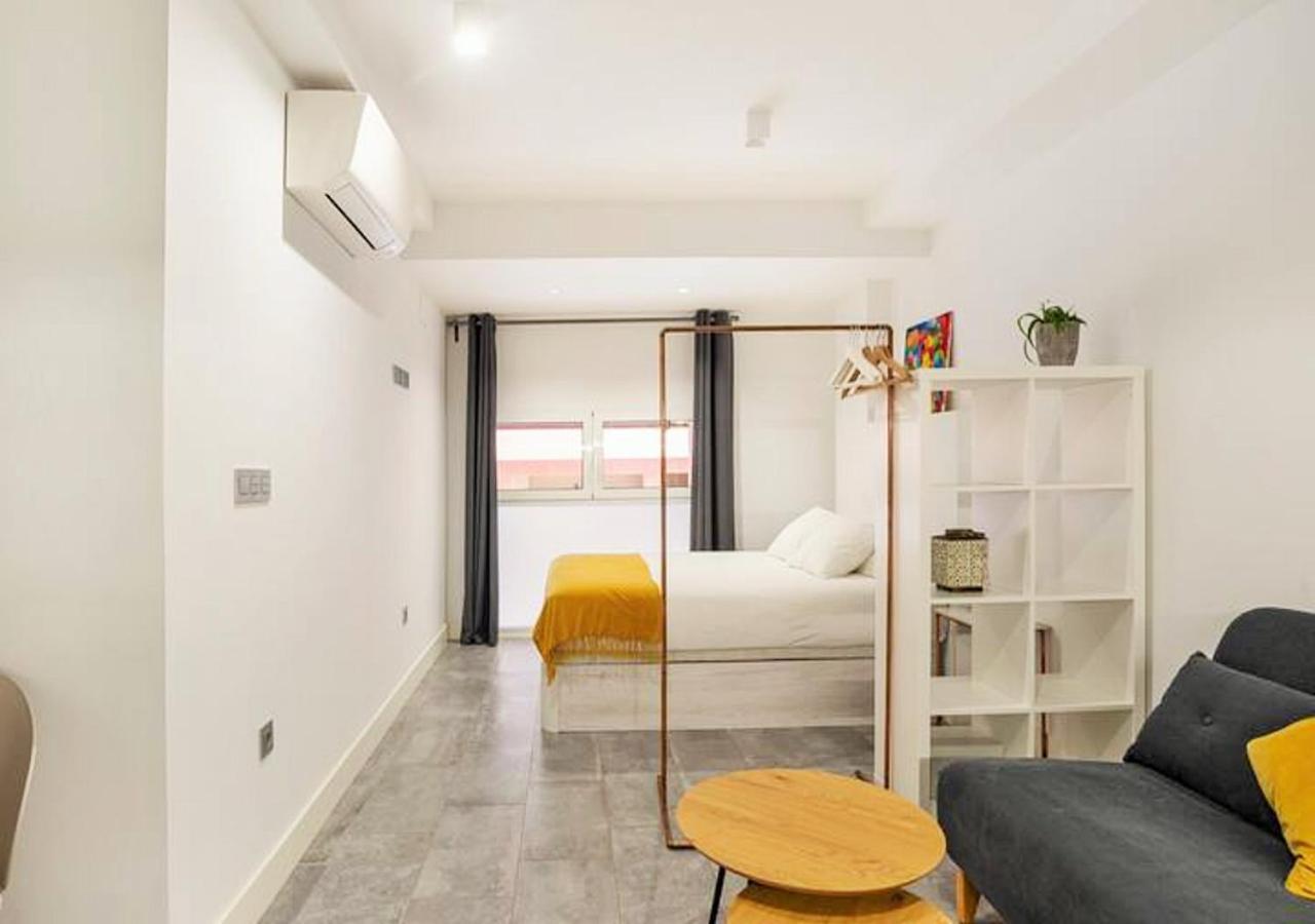 Loftinmalaga Aparthotel Kültér fotó